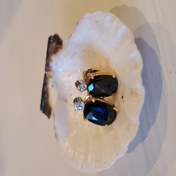 Jewelry - Sapphire and Diamond Earrings 💎✨️HOST PICK💎✨️